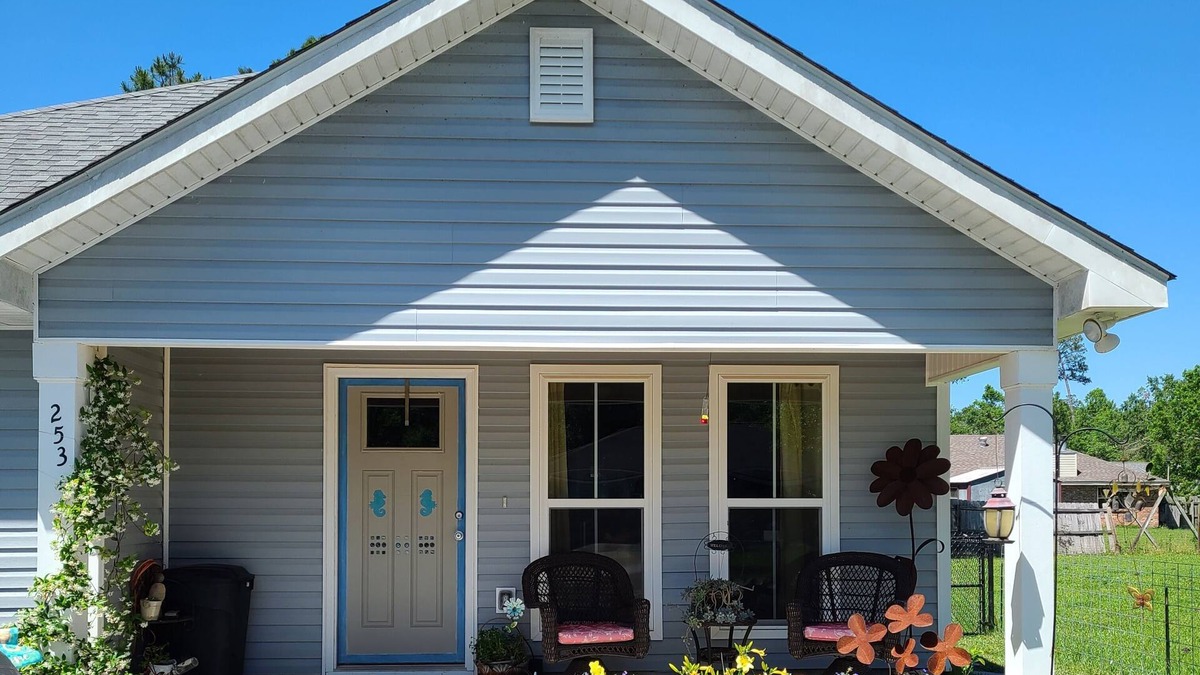 Bay St Louis Apartment | Close to Beach and so affordable! Too many amenities to list!