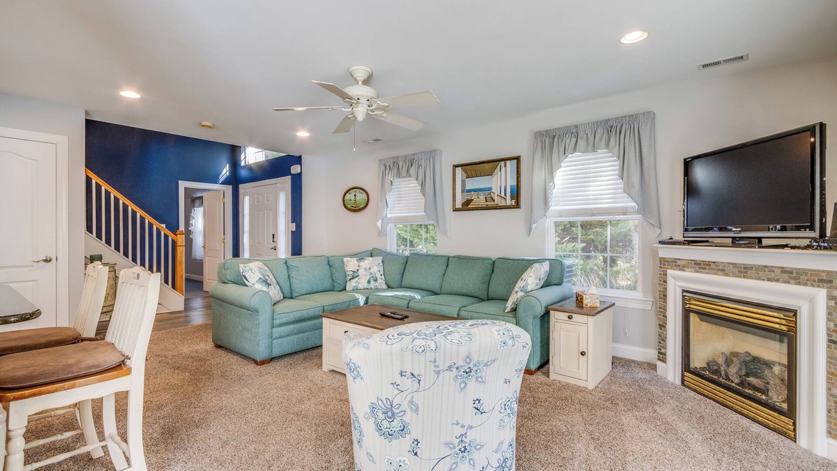 Keys Of Marsh Harbor House | Close to Beach, Shopping & Jungle Jim! Community Pool & Tennis! 2 Primary Suites!