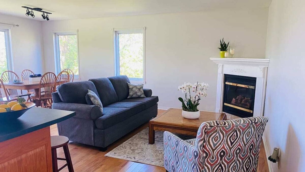 Clearview House | Close to Creemore, Wasaga, Mad River Golf, Blue Mtn!