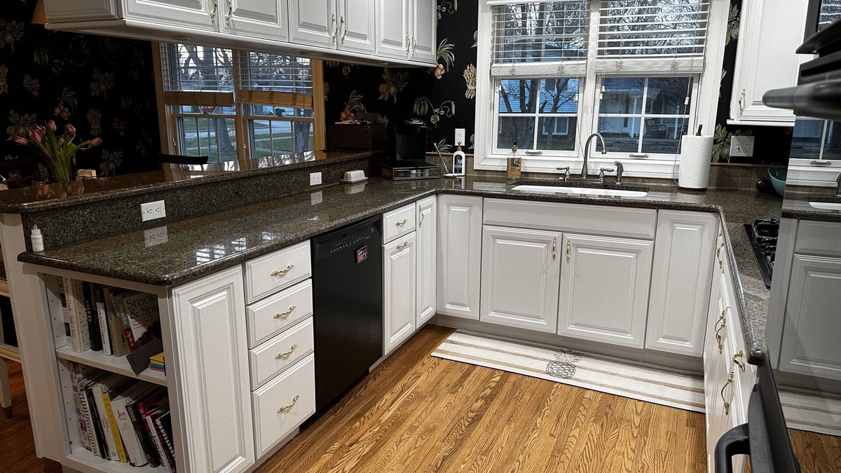 Waterville House | Close to Dana Open! Comfortable well appointed home close to all amenities.