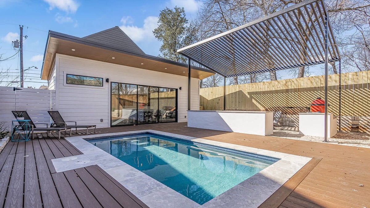 Rosewood House | Close to Downtown, Stylish, Pool | Avante-Garde