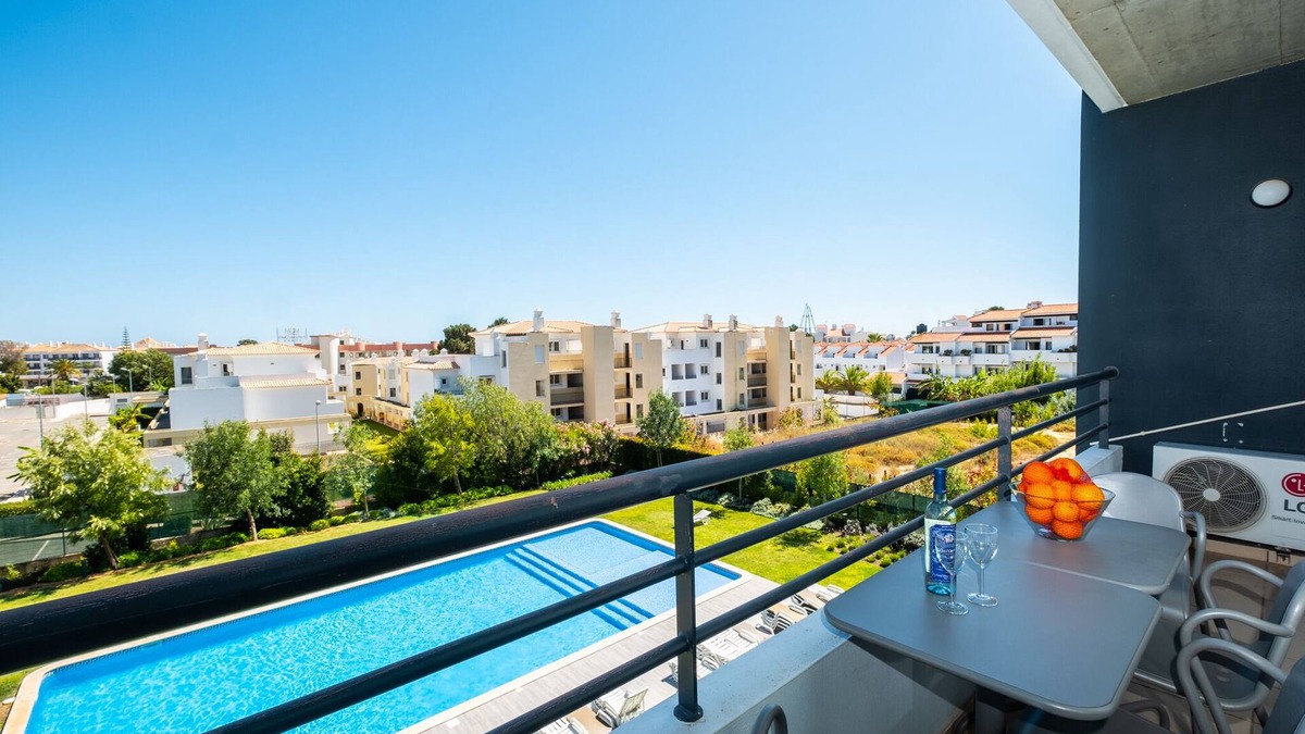Santa Eulalia Apartment | Close to everything, 10 minutes from the beach on foot.