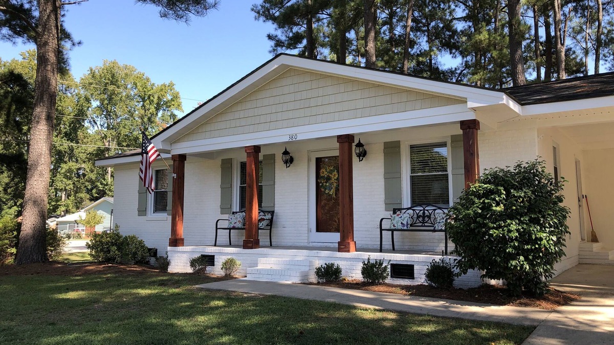 Black River House | Close to Highgrove Estate and Campbell University