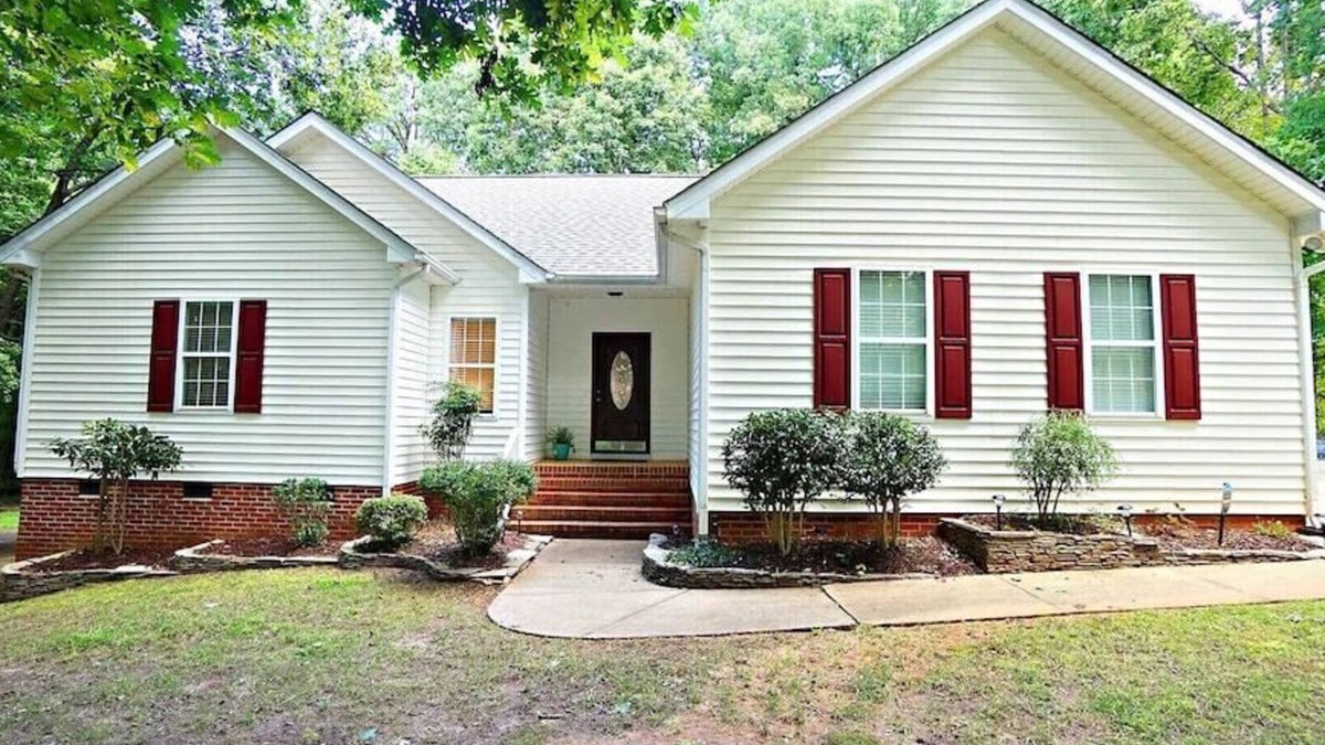 Wake Forest House | Close to Historic downtown Wake Forest and 20 min to Raleigh