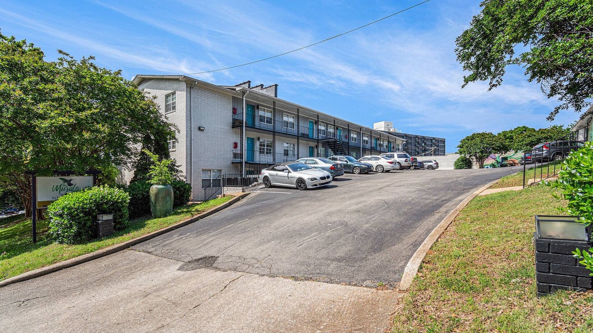 Crestline Heights Apartment | Close to Hospitals & UAB W/Free Parking&Fast WiFi