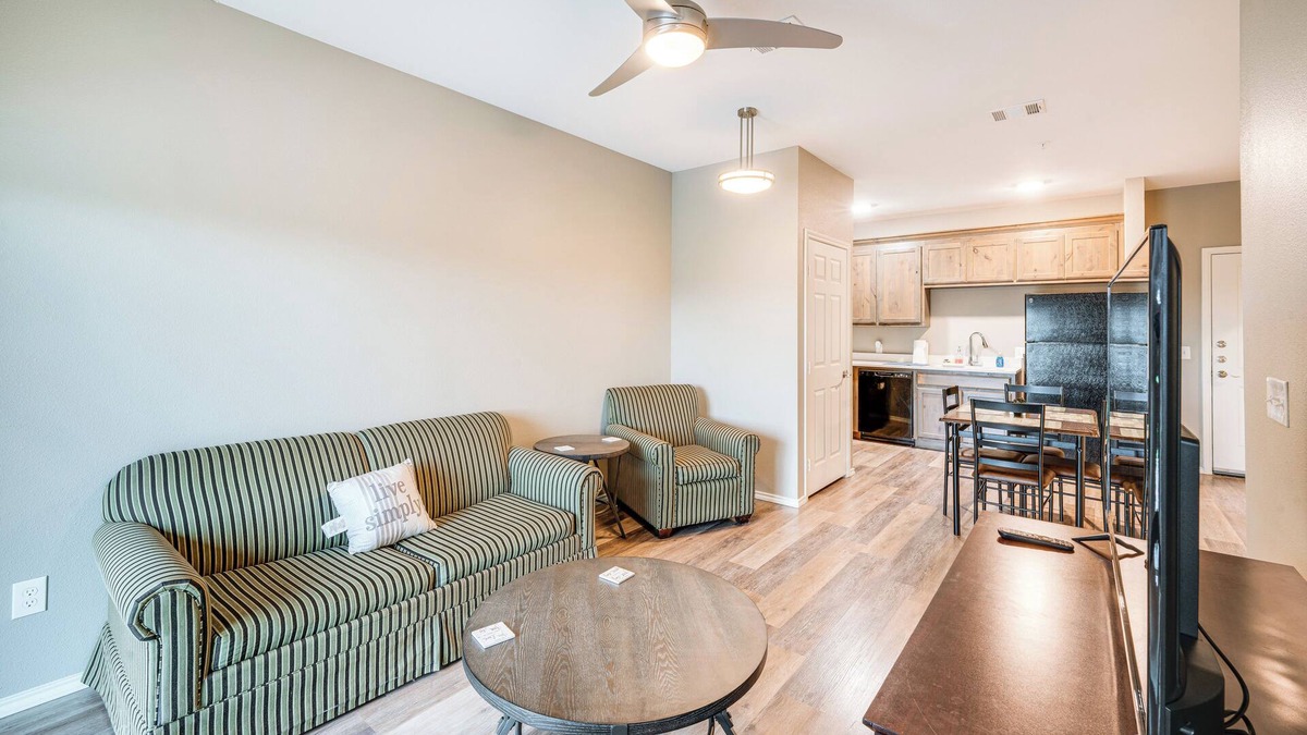 Bonham Apartment | Close to Lakes & Museums: Bonham Vacation Rental