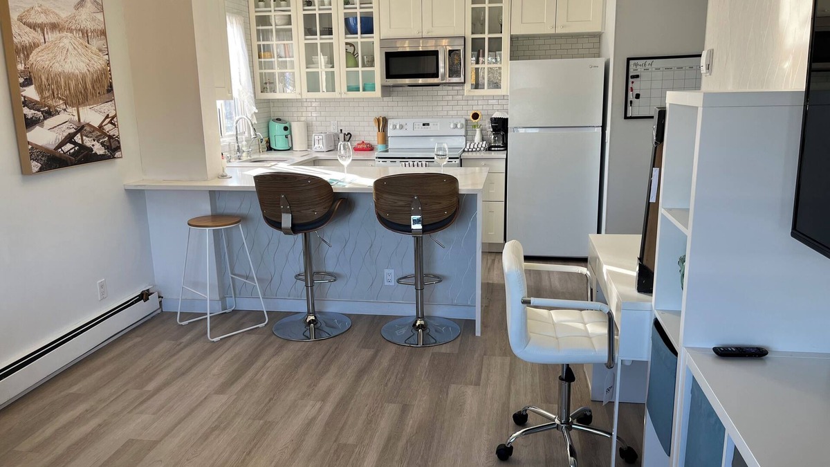 Marda Loop House | Close to Marda Loop, easy access to SAIT,Mt Royal University,