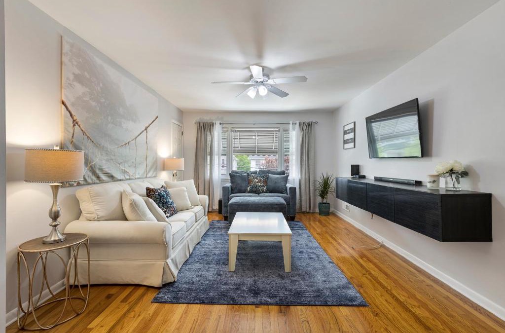 Bloomfield Apartment | Close to NYC | King Bed | Free Parking