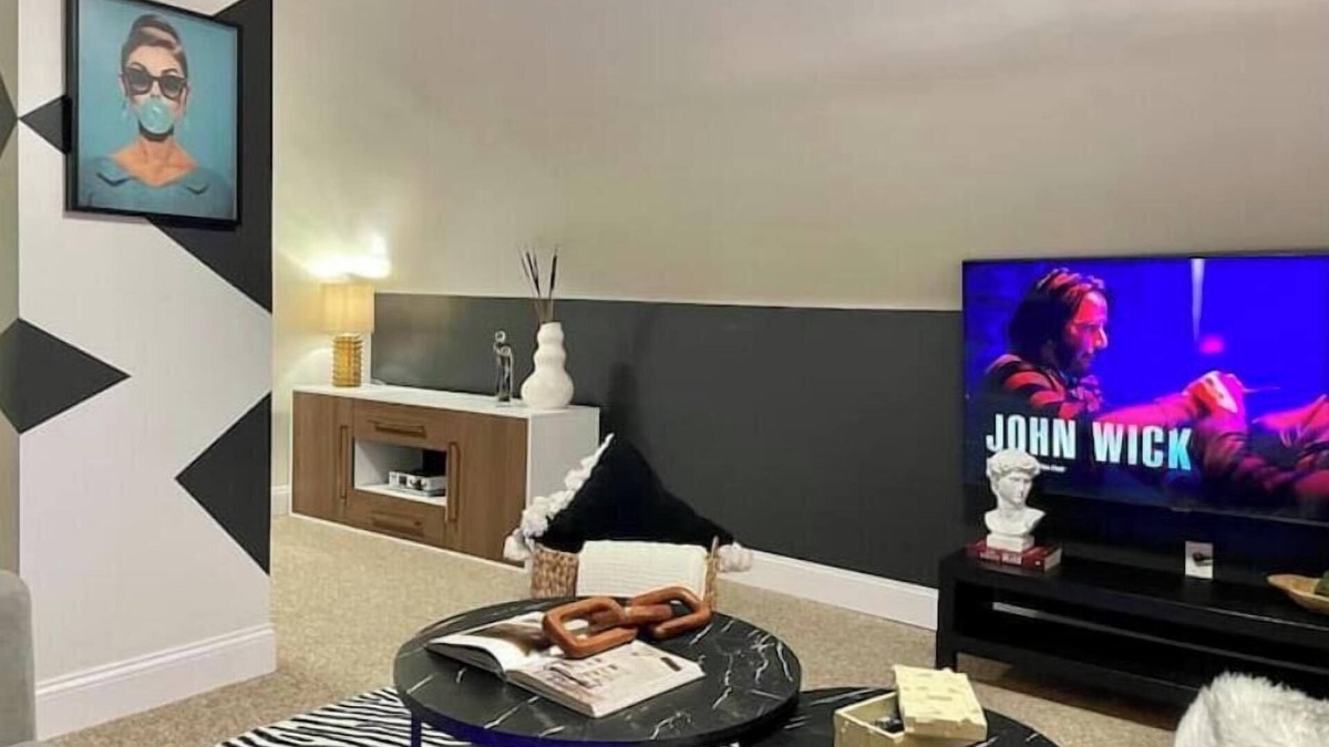 Franklin Square Apartment | Close to NYC/Parking/Pet-Friendly/FREE WI-FI
