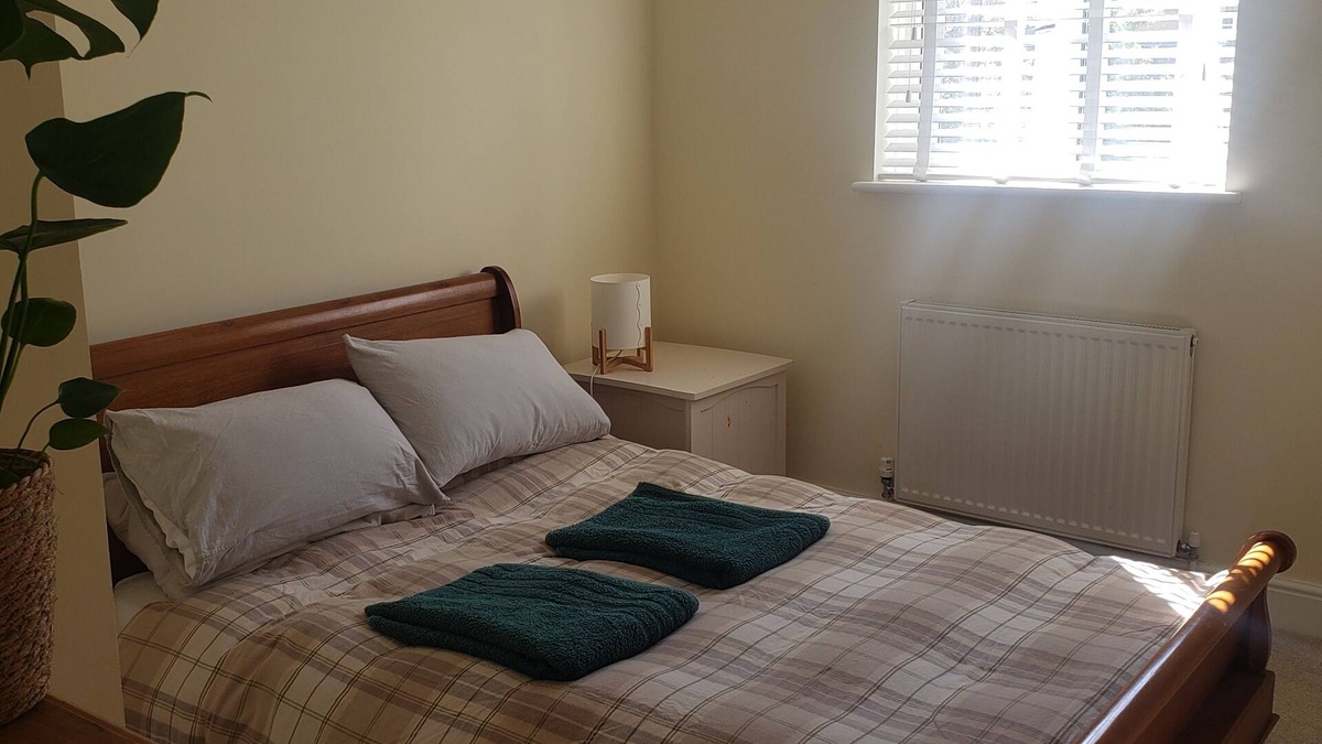Helmdon House | Close to Silverstone-Beautiful spacious n4 bed property- sleeps 7
