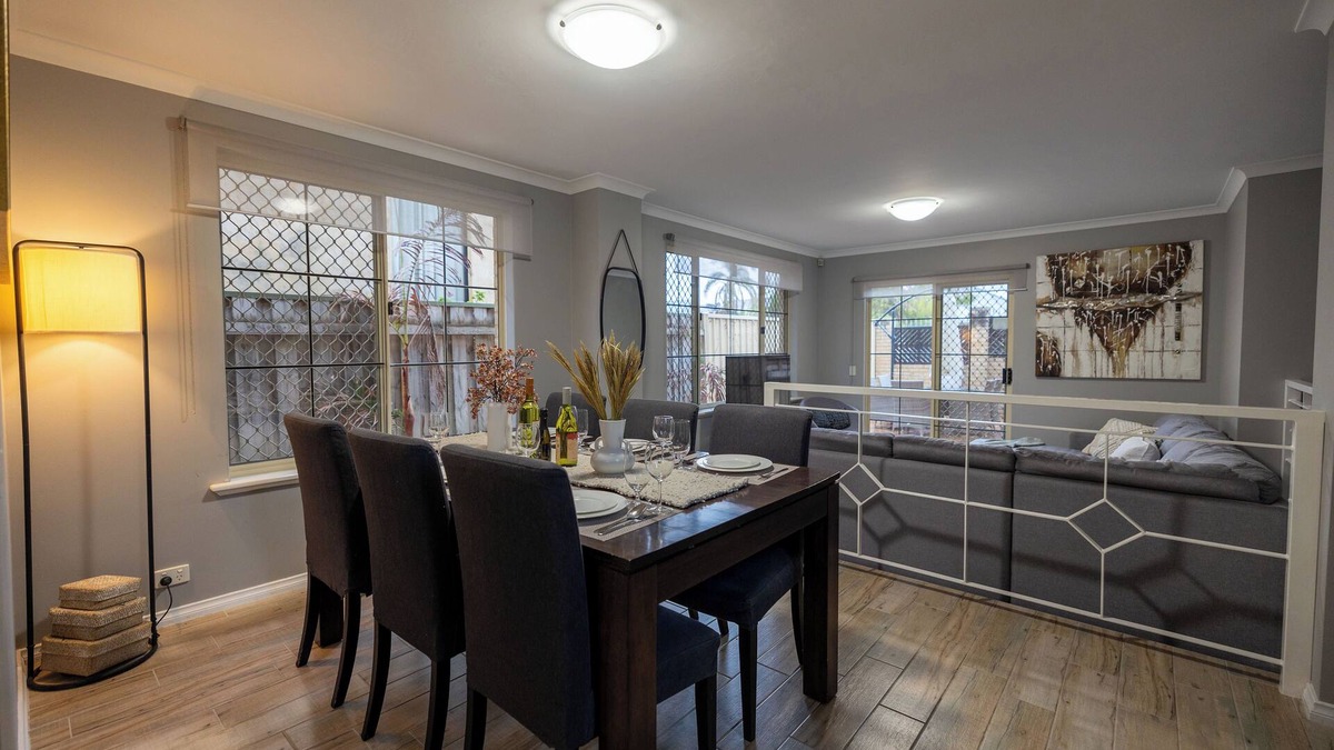 South Perth House | Close to South Perth Foreshore, Casino & Optus Stadium - Perfect Perth Getaway!