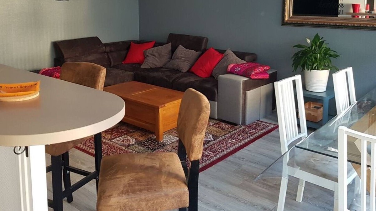 Coutures Apartment | Close to the center, Chic and Cosy 80m² apartment/2 large bedrooms+1, park free