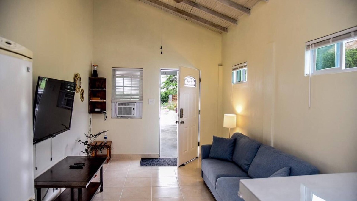 Saint John Parish Cottage | close to the city, supermarkets, beaches & views of the city when you're outside