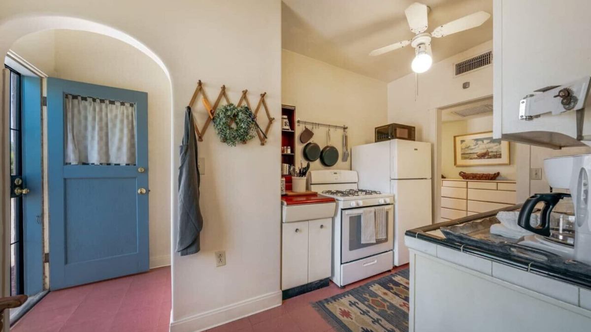Sam Hughes House | Close to U of A/1 BR 1 BA/Sam Hughes/Patio