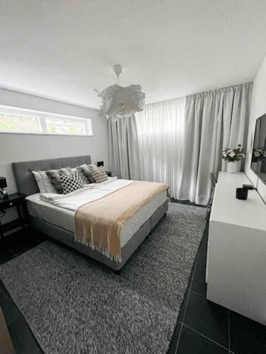 Saltsjobaden Apartment | Close to water and nature