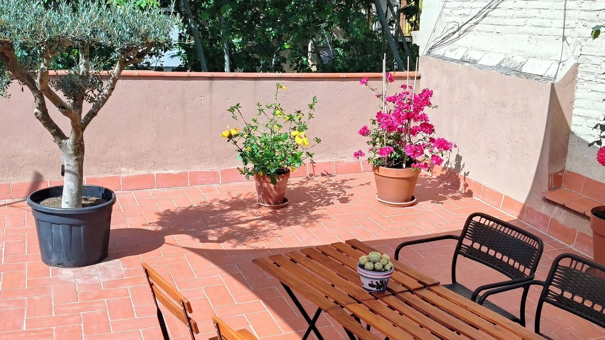 el Camp d'en Grassot i Gracia Nova Apartment | Closed to Sagrada Familia, Park Güell