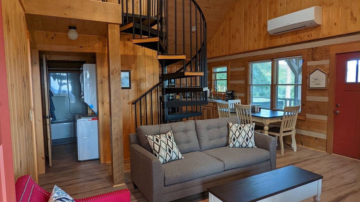 Traphill Cabin | Closest Vacation Rental to NC's Stone Mountain State Park