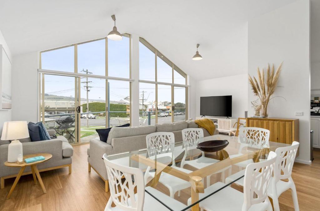 Apollo Bay House | Cloud Nine - Centre of town, walk everywhere