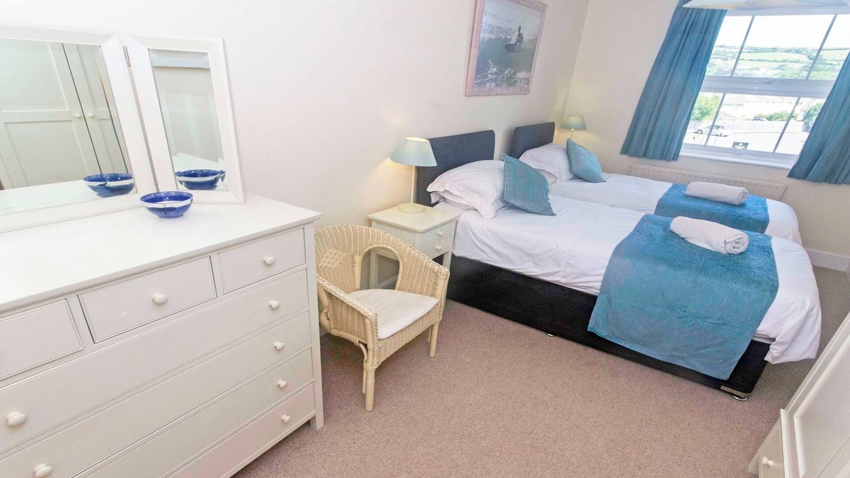 Wrafton Cottage | Cloudbreak | Hot Tub* | Log Burner, Dogs Welcome