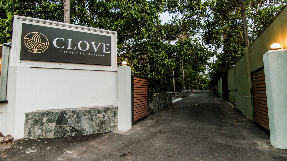 Kotugoda Hotel | Clove Transit Hotel