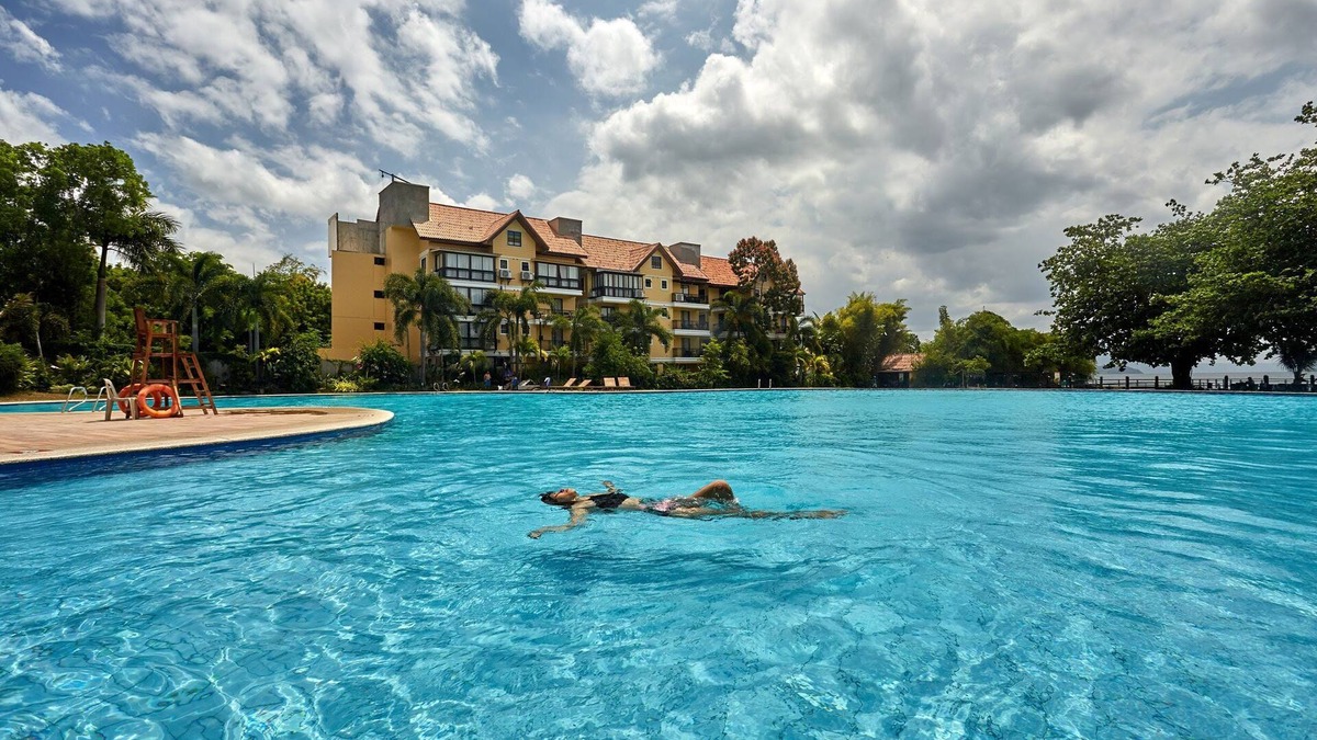 Talisay Hotel | Club Balai Isabel