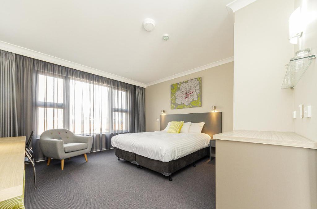 Cowra Hotel | Club Cowra Motel