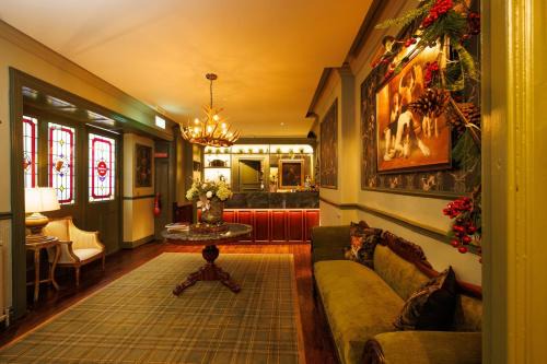 Kilkenny City Centre Hotel | Club House Hotel Kilkenny