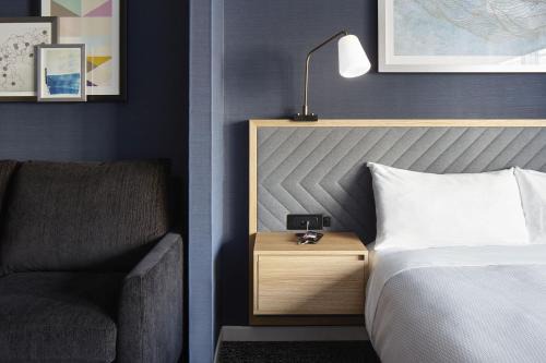 Connecticut Ave - K Street Hotel | Club Quarters Hotel White House, Washington DC