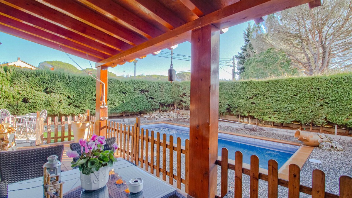 La Canyera Villa | Club Villamar - Practical villa with a private pool, 16000 meters from the beach, located in a qu.