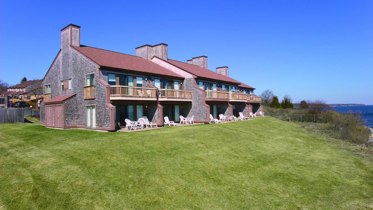 Jamestown Hotel | Club Wyndham Newport Overlook