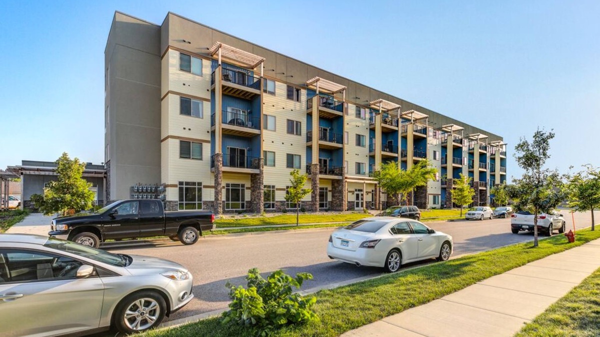 Mankato Apartment | Clubhouse Fully Equipped Apartment