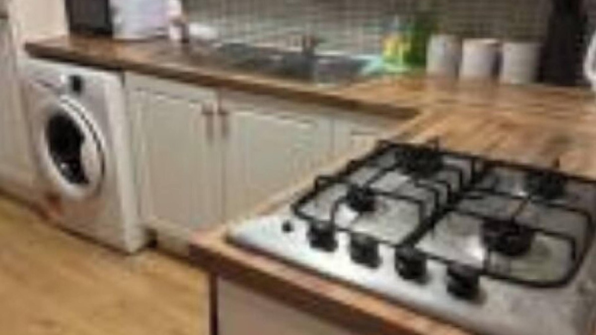 Clydebank Apartment | Clydebank Cozy 3bdr flat near Glasgown