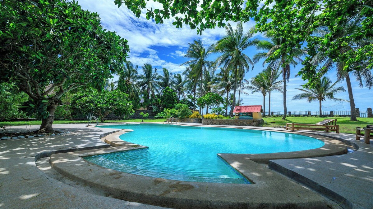 San Juan House | CMDC Private Beach House - Your perfect stay for family or business incentives!