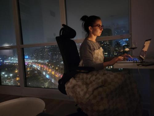 Downtown Toronto Apartment | CN Luxury Suites - Complementary Parking - Save on MONTHLY STAYS