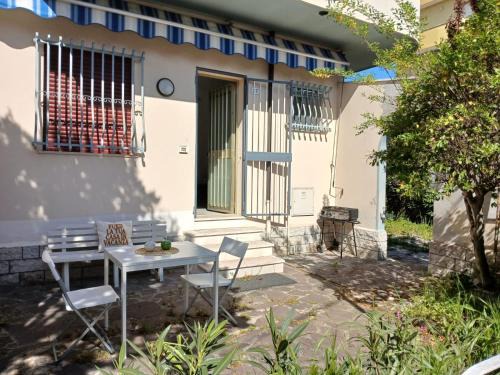 Valverde Apartment | CN009 - Cesenatico, nuovo bilocale con giardino e posto auto