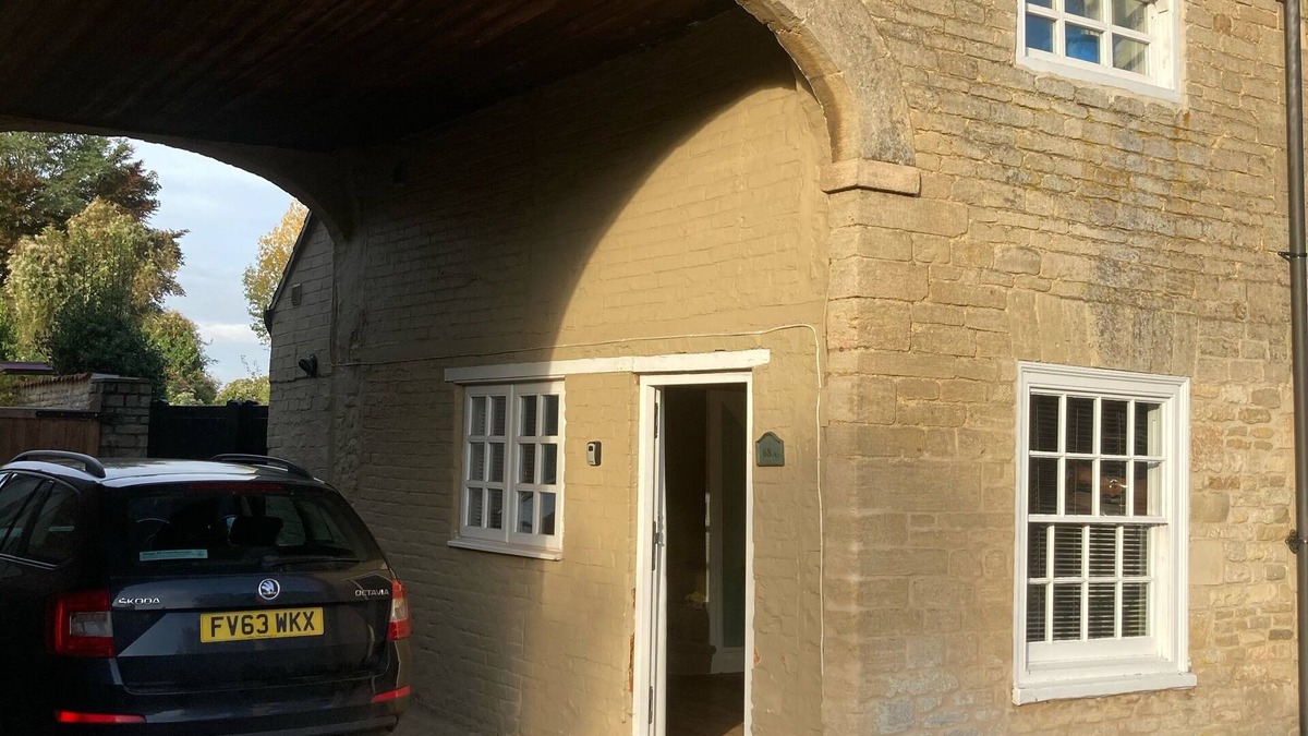 Market Deeping House | Coach house