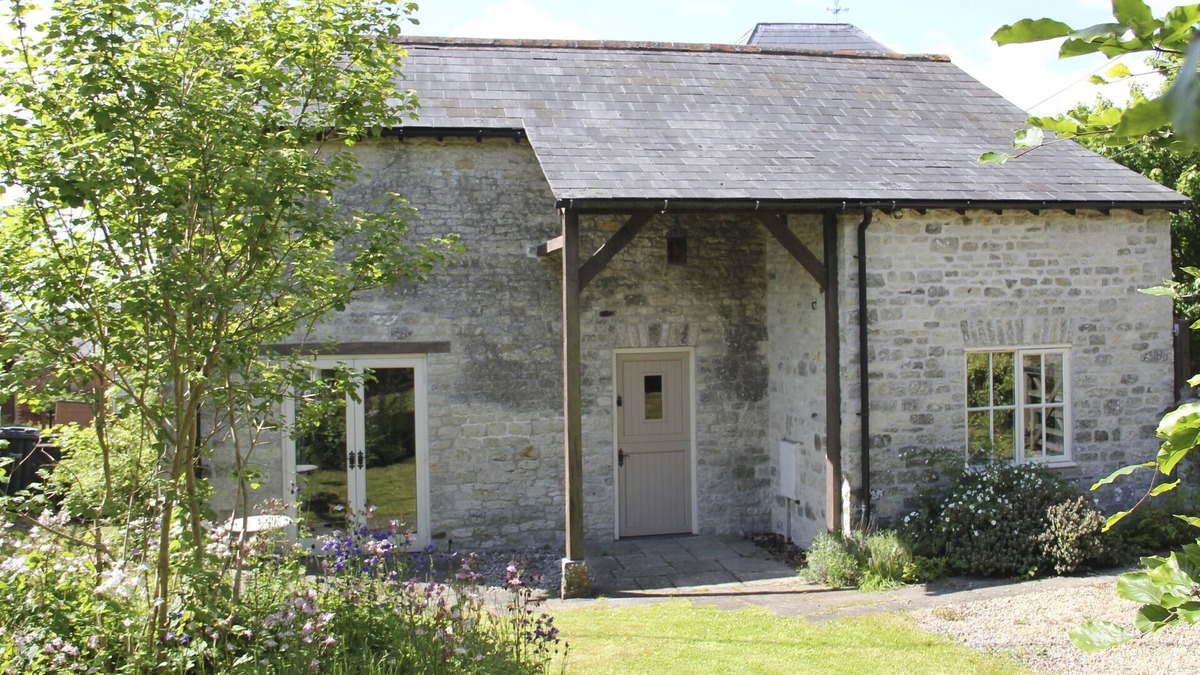 Corton Cottage | Coach House In The Picturesque Village Of Mere