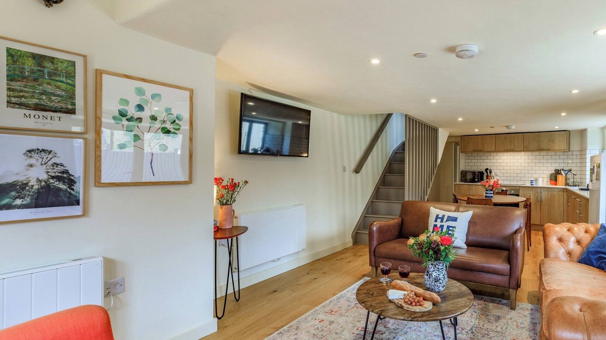 Burton Bradstock Cottage | Coach House - UK32202