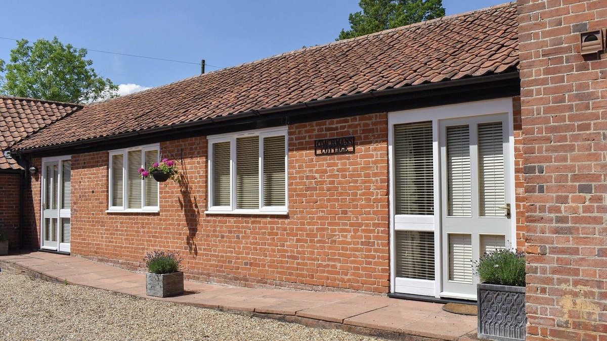 Eye Cottage | Coachman's Cottage - UK11449
