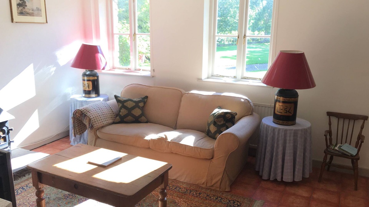 Llanfihangel Tal-y-llyn Cottage | Coachman's is an enchanting little getaway perfectly designed for two people