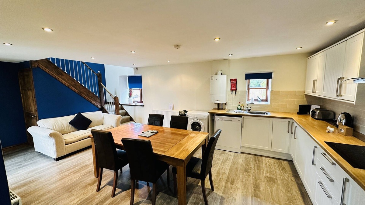 Buckton Cottage | Coast Cottage - a very spacious, dog friendly, cottage for 4 guests
