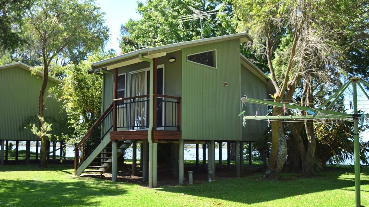 Rainbow Reach Cabin | Coast & Country Cabin 5