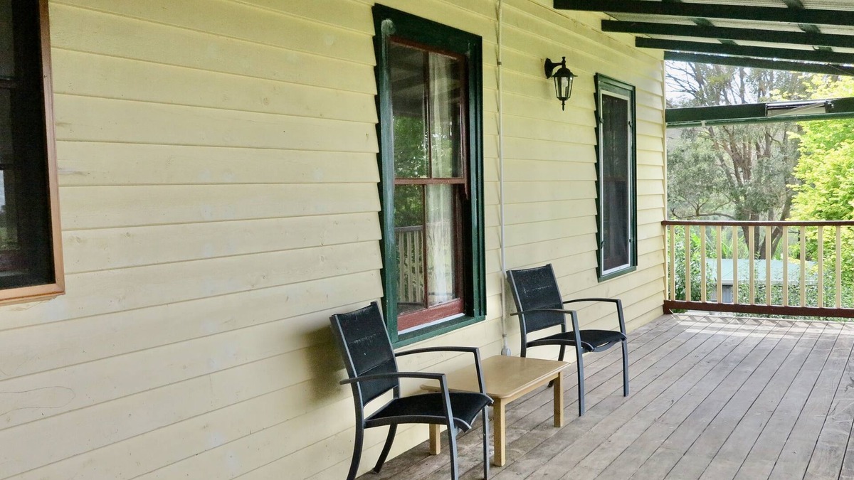Bald Hills House | Coast & Country Retreat - a place to unwind and be bathed in beauty