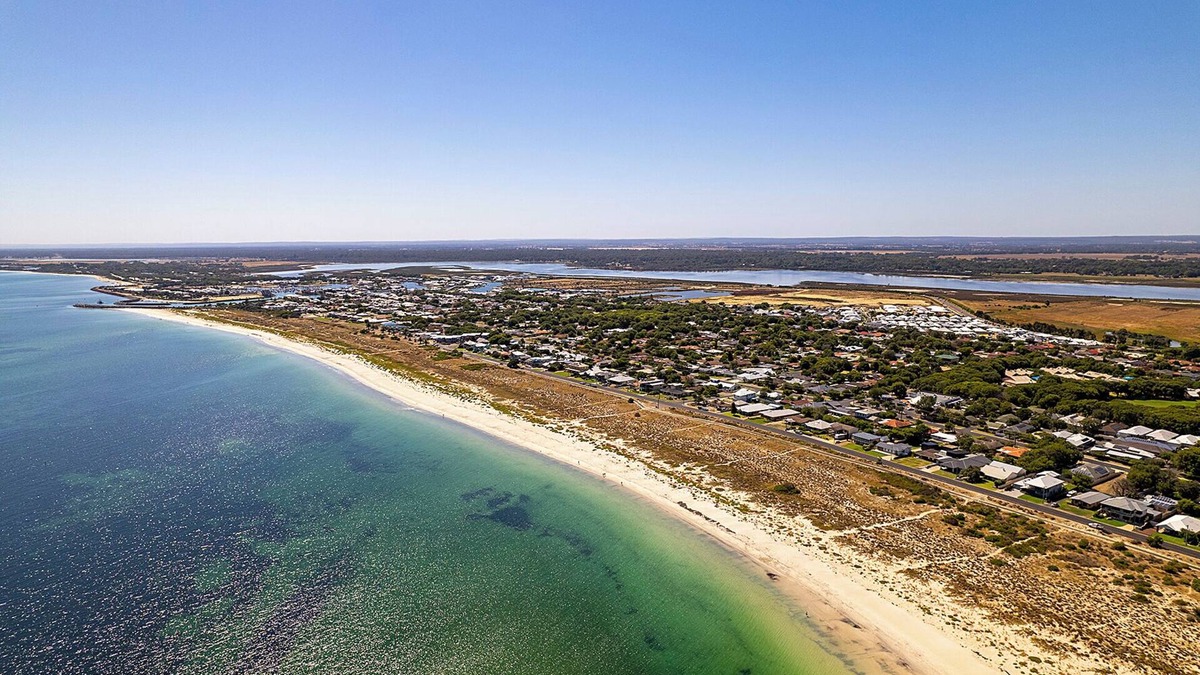 Geographe House | Coast Haven Busselton – Bright, Retreat Near Beach