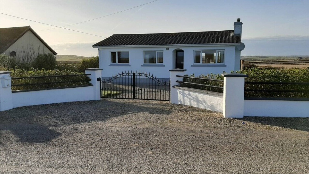 Fethard on Sea House | Coast Road Cottage, Carnivan, Fethard on Sea, Wexford