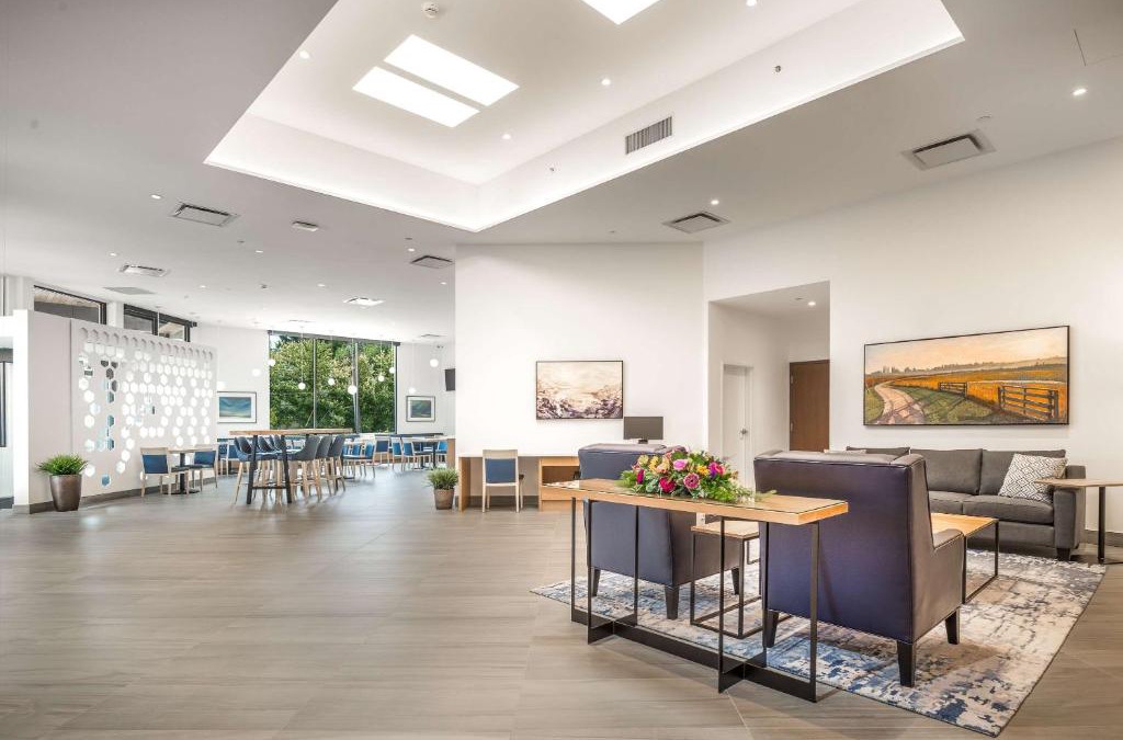 Delta Hotel | Coast Tsawwassen Inn