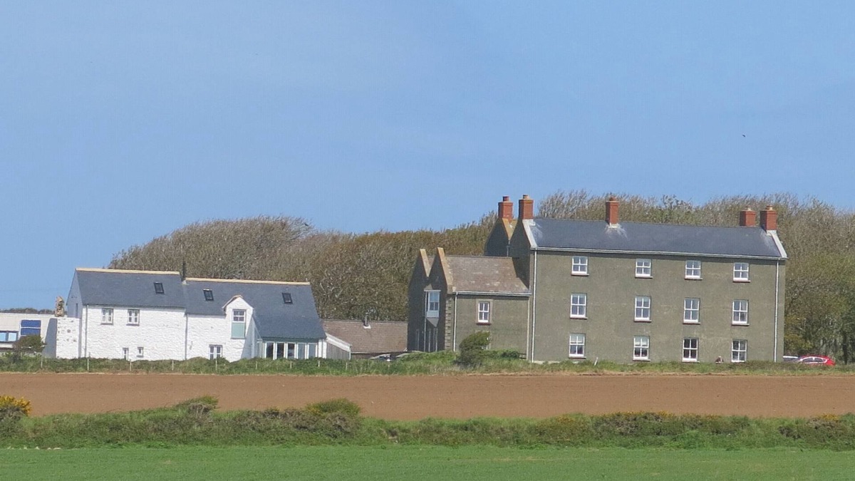 Solva Apartment | Coastal apartment with stunning views, near the Pembrokeshire Coastal Path