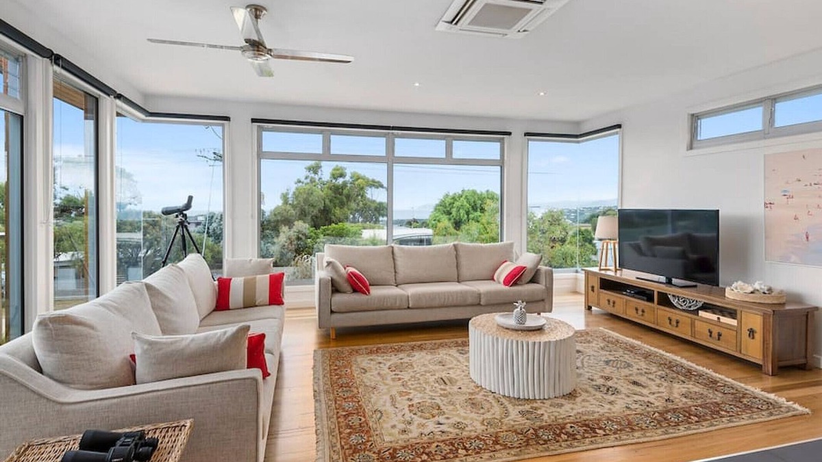 Aireys Inlet House | Coastal Beach House Elegance with Stunning Views