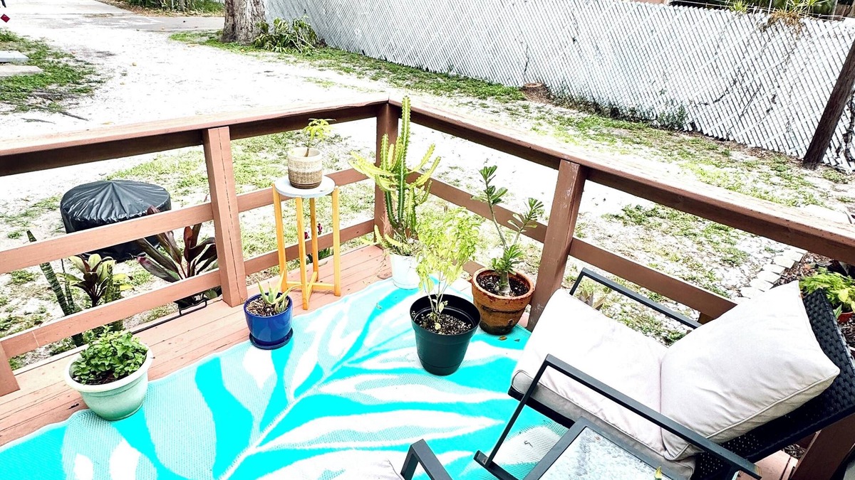Bradenton House | Coastal Casita Retreat - Near Anna Maria Island and DT Bradenton