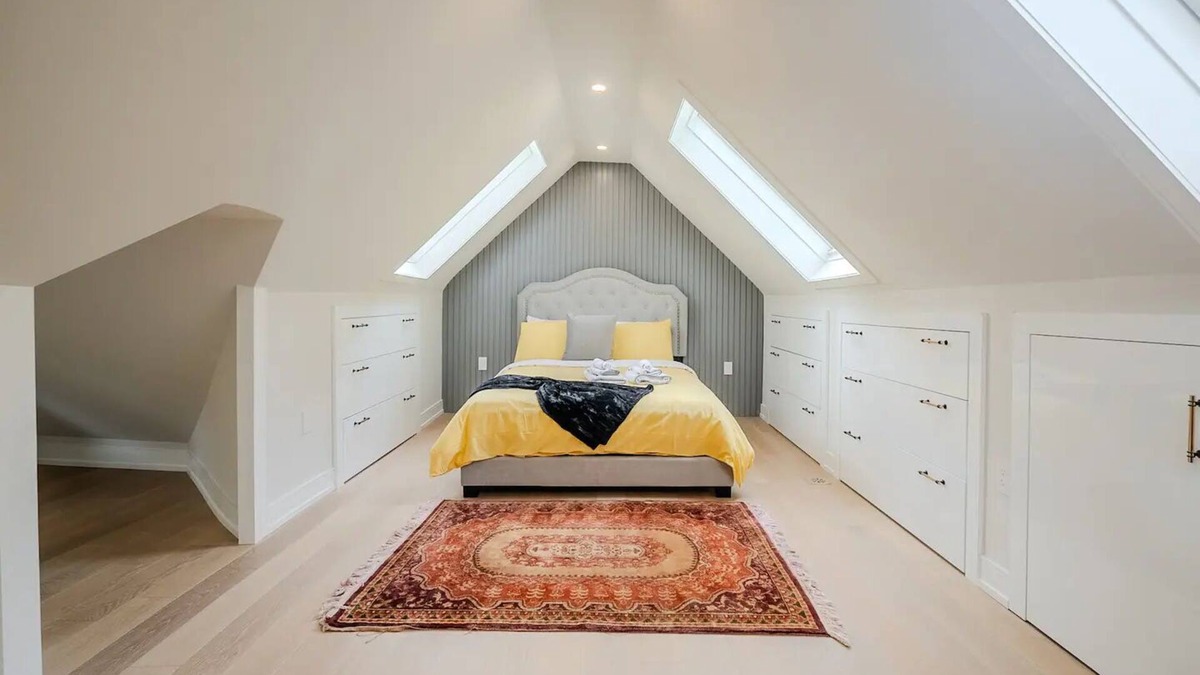 The Beaches House | Coastal Charm: Luxurious Living